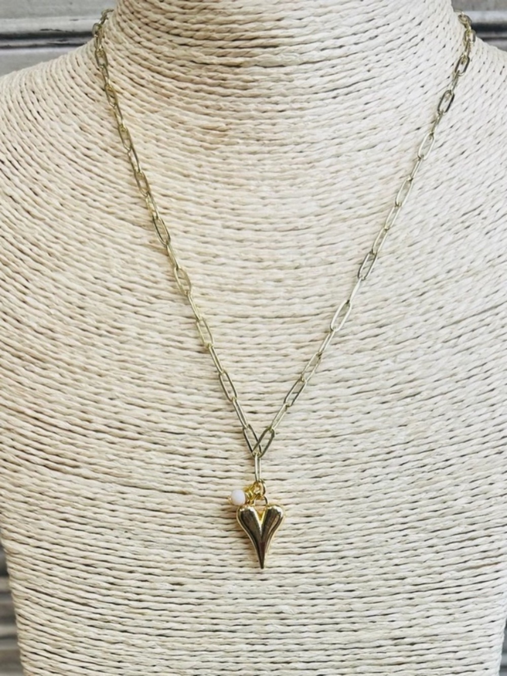 BOHO BLUSH GOLD HEART NECKLACE